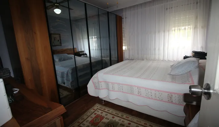 Vatan Mahallesi'nde, Bankacılar Sitesi'nde Satılık 3+1 Daire