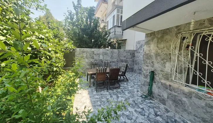 Buca Yiğitler Mahallesi'nde Muhteşem Bahçeli Geniş 4+1 Yüksek Giriş Satılık Daire