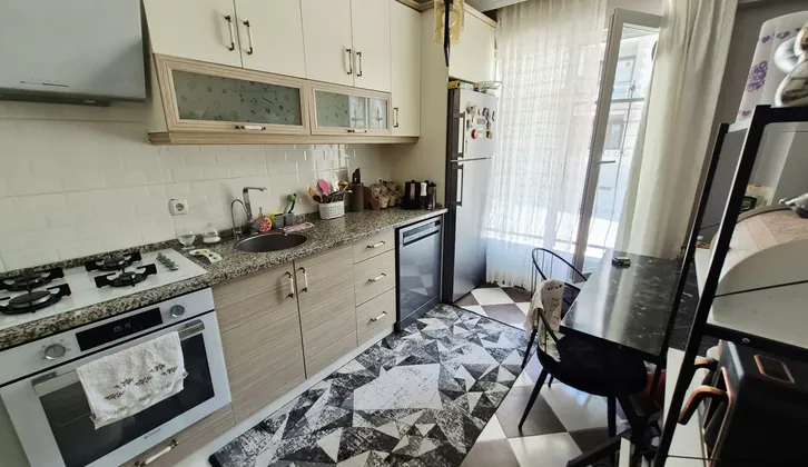 Buca Yaylaçık Mahallesi Merkezi Konumda Bahçeli Yüksek Giriş 3+1 Satılık Daire