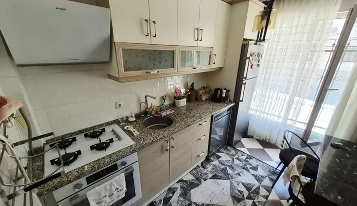 Buca Yaylaçık Mahallesi Merkezi Konumda Bahçeli Yüksek Giriş 3+1 Satılık Daire