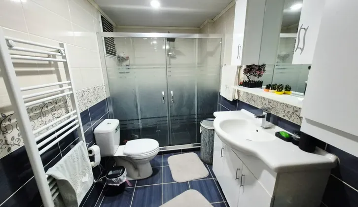 Buca Yaylaçık Mahallesi Merkezi Konumda Bahçeli Yüksek Giriş 3+1 Satılık Daire