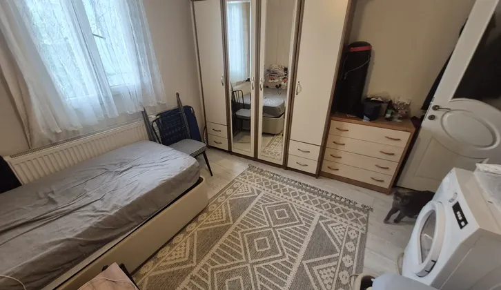 Buca Güven Mahallesi İZBAN'a Yakın Ara Kat 3+1 Daire