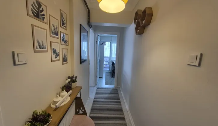 Buca Güven Mahallesi İZBAN'a Yakın Ara Kat 3+1 Daire