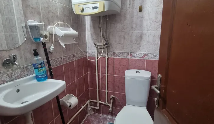 Uçar Emlaktan Nergis Parkına Cepheli İşlek Bölgede Satılık Dükkan