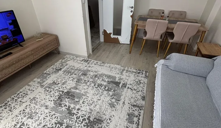 Laleli Mahallesi 8 Yillik Çift Cephe 2+1 Satilik Daire
