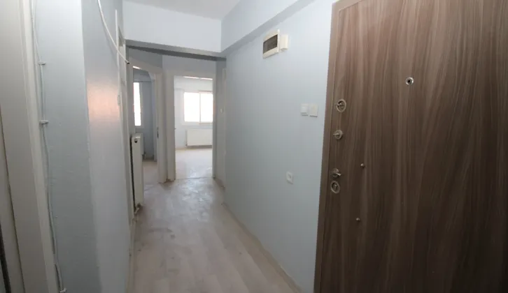 Ödemiş Fırını Yakını Doğalgazlı,tadilatlı 2+1 Arakat