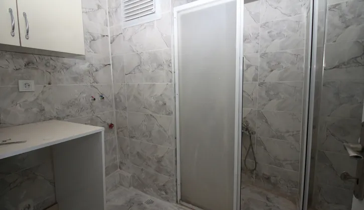 Ödemiş Fırını Yakını Doğalgazlı,tadilatlı 2+1 Arakat