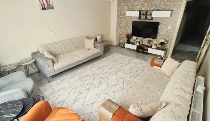 Buca İnönü Mahallesi'nde Krediye Uygun 4+1 Geniş Satılık Daire