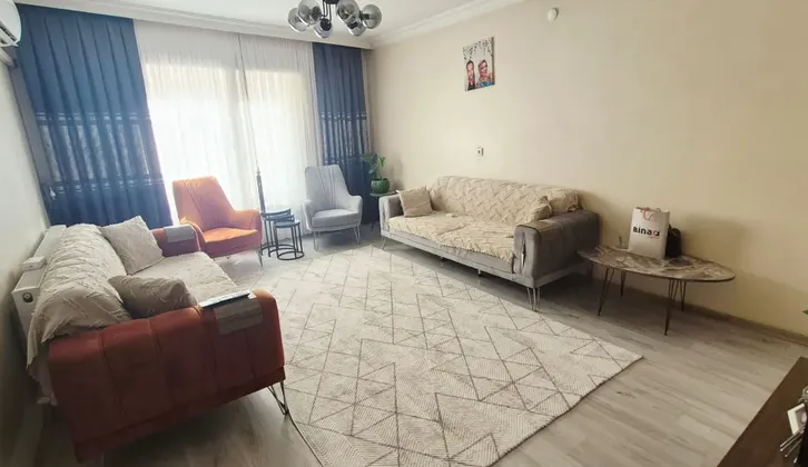 Buca İnönü Mahallesi'nde Krediye Uygun 4+1 Geniş Satılık Daire