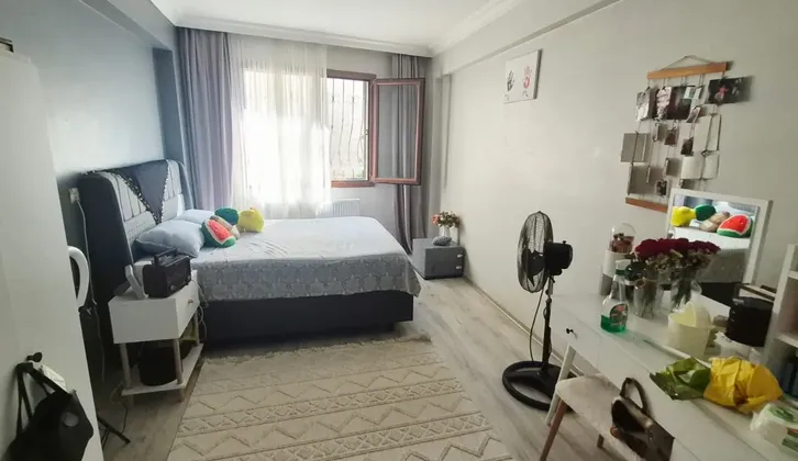 Buca İnönü Mahallesi'nde Krediye Uygun 4+1 Geniş Satılık Daire