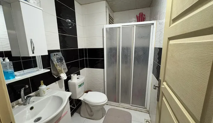 Buca İnönü Mahallesi'nde Krediye Uygun 4+1 Geniş Satılık Daire