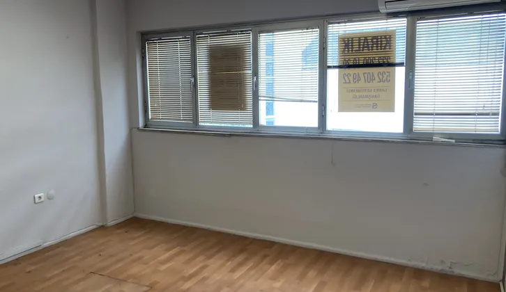 E.Hilton karşısı Sezer Doğan Sok Büyükbaş İşhanı Kiralık Ofis