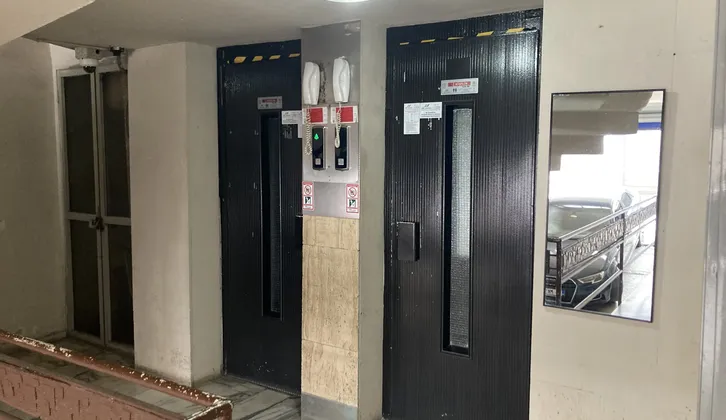 E.Hilton karşısı Sezer Doğan Sok Büyükbaş İşhanı Kiralık Ofis