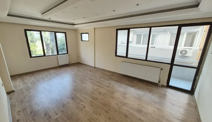 İzban'a ve Buca Tıp'a Yakın Hipodrom Manzaralı 3+1 Kiralık Daire