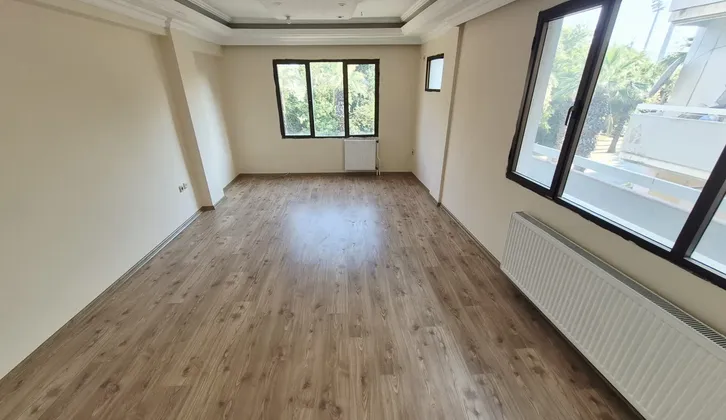 İzban'a ve Buca Tıp'a Yakın Hipodrom Manzaralı 3+1 Kiralık Daire