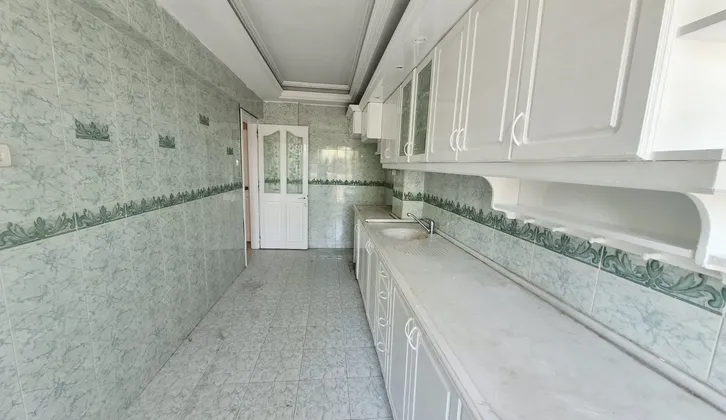 İzban'a ve Buca Tıp'a Yakın Hipodrom Manzaralı 3+1 Kiralık Daire