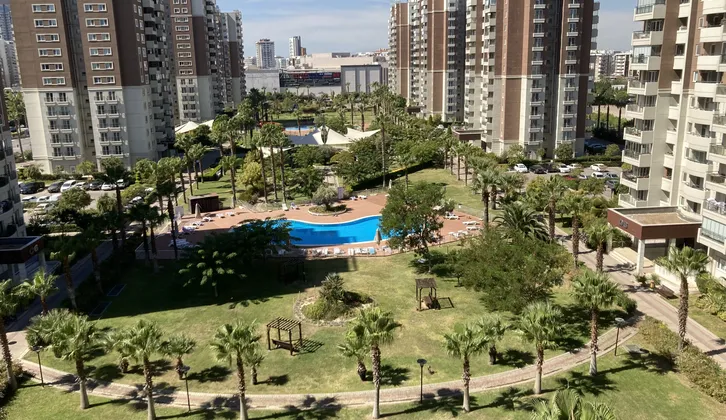 Soyak Mavişehir B Bölgesi Havuz- Hilltown cepheli Kiralık 1+1 Daire