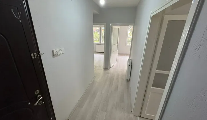 Yeşilyurt Basın Sitesi Tadilatlı Kiralık Köşe 2+1 Daire
