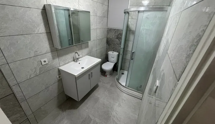 Yeşilyurt Basın Sitesi Tadilatlı Kiralık Köşe 2+1 Daire