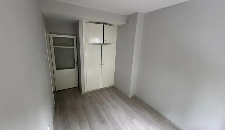 Yeşilyurt Basın Sitesi Tadilatlı Kiralık Köşe 2+1 Daire