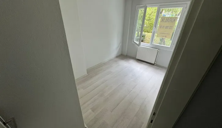 Yeşilyurt Basın Sitesi Tadilatlı Kiralık Köşe 2+1 Daire
