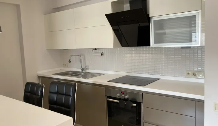 Mavişehir Modda Sitesi Havuz Cepheli Eşyalı 2+1 Büyük tip kiralık Daire