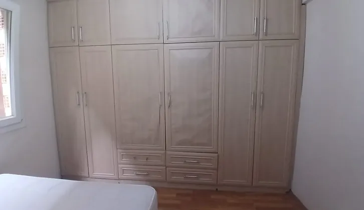 Bayraklı Deniz Manzaralı Kiralık 3+1 Daire