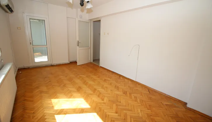 Esenyalı Mah. Amerikan Koleji Yakını Yüksek Giriş 3+1