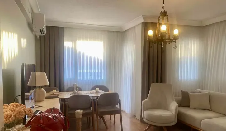 Mızraklı Caddesi Yakını, Genç Binada Satılık 2+1 Arakat Daire