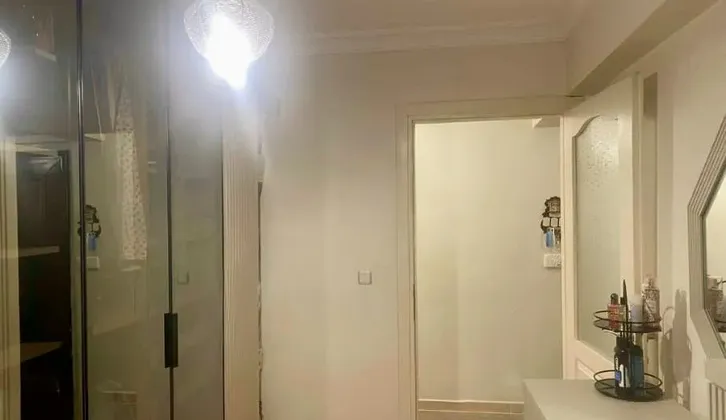 Mızraklı Caddesi Yakını, Genç Binada Satılık 2+1 Arakat Daire