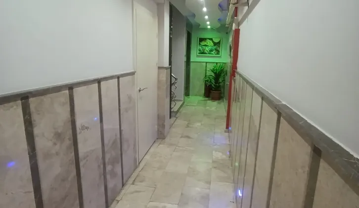 Küçükparkta 3+1 çift banyolu merkezi konumlu satılık daire