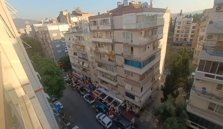 Küçükparkta 3+1 çift banyolu merkezi konumlu satılık daire