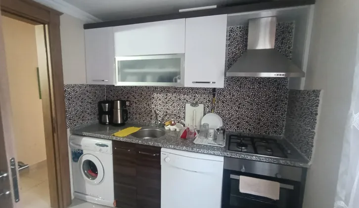 Küçükparkta 3+1 çift banyolu merkezi konumlu satılık daire
