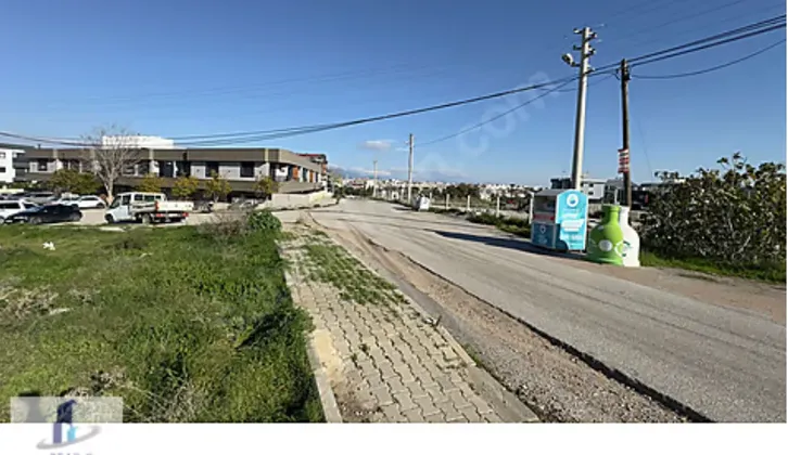 Menderes Barbaros da Atatürk Cadde yakını 120m2 KİRALIK DÜKKAN