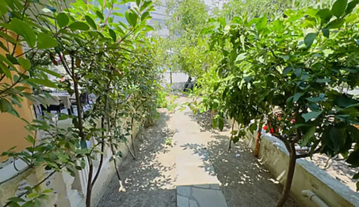 Yeni Foça Yat limanı yürüme mesafesi Satılık Tripleks 4+1 yazlık