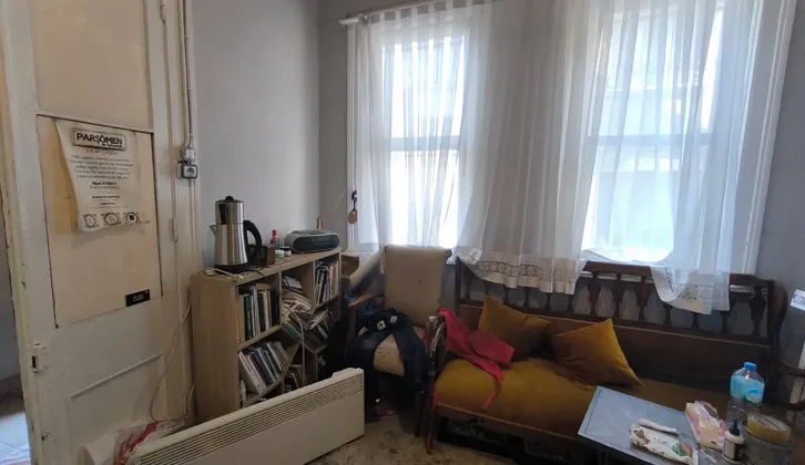 Konak Tuzcu Mahallesi'nde Tarihi Rum Evi, Cumbalı 3+1