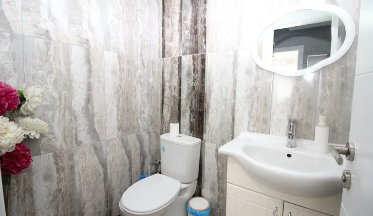 Basınsitesi Mah. Metro İkçü Yakını Doğalgazlı Ferah 3+1