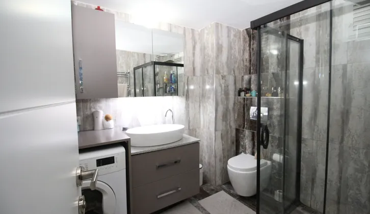 Basınsitesi Mah. Metro İkçü Yakını Doğalgazlı Ferah 3+1