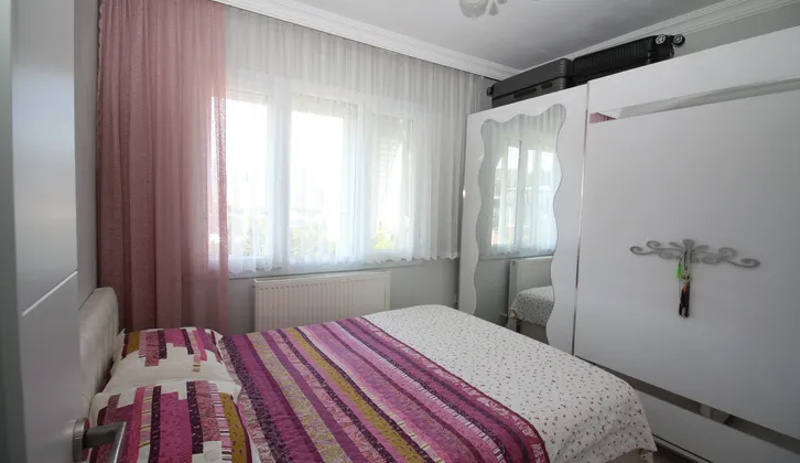 Basınsitesi Mah. Metro İkçü Yakını Doğalgazlı Ferah 3+1