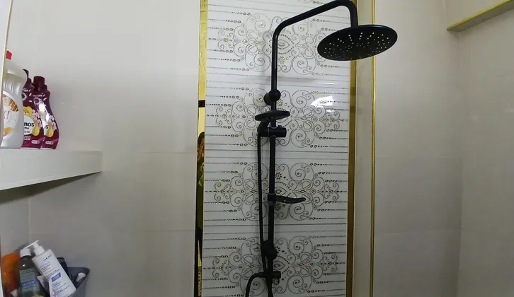 Buca Yenigün'de 3 Cepheli, Kış Bahçeli 2+1 Satılık Daire