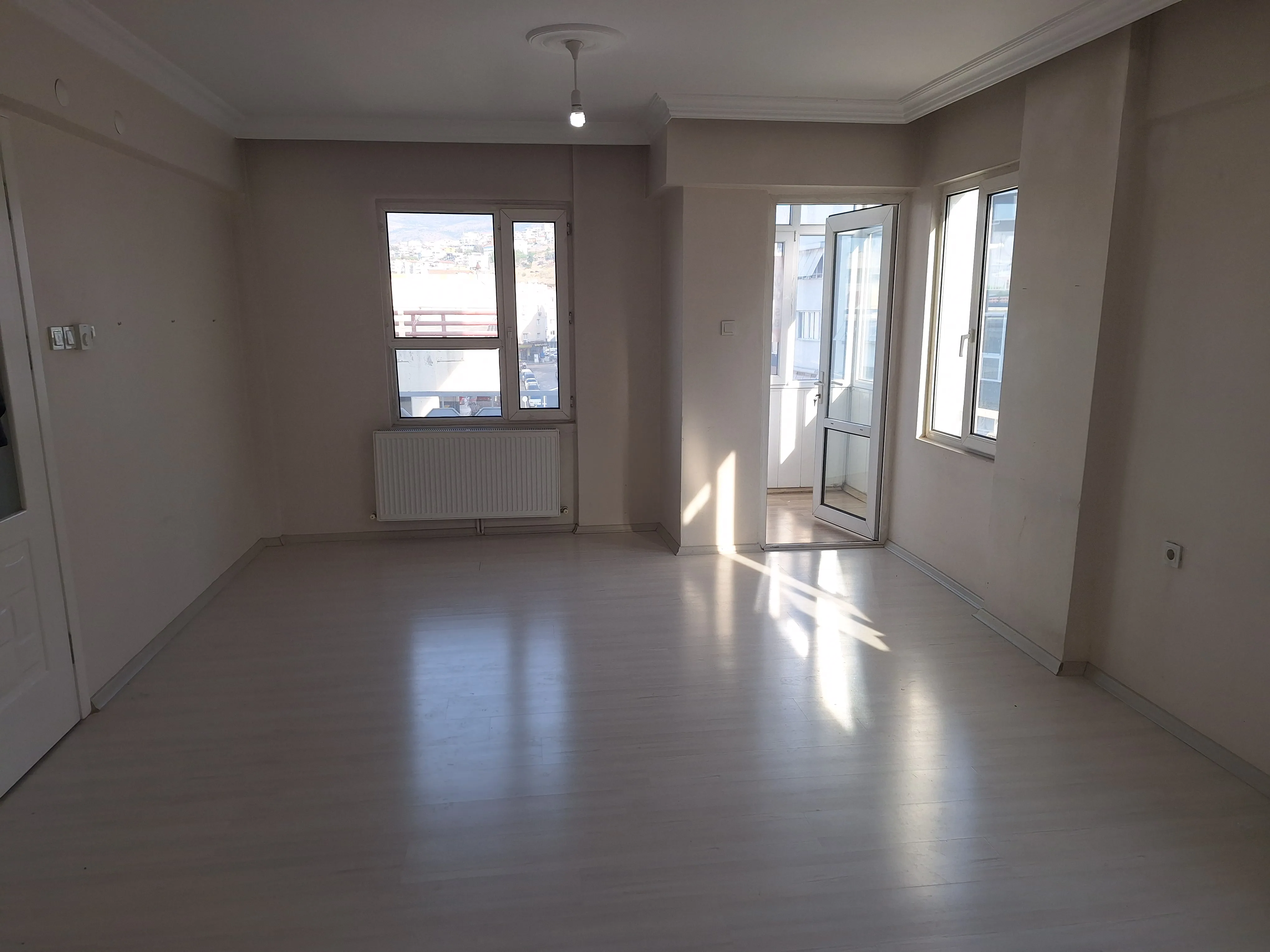 sabri cengiz emlak bornova atadurağın da kiralık daire 3+1