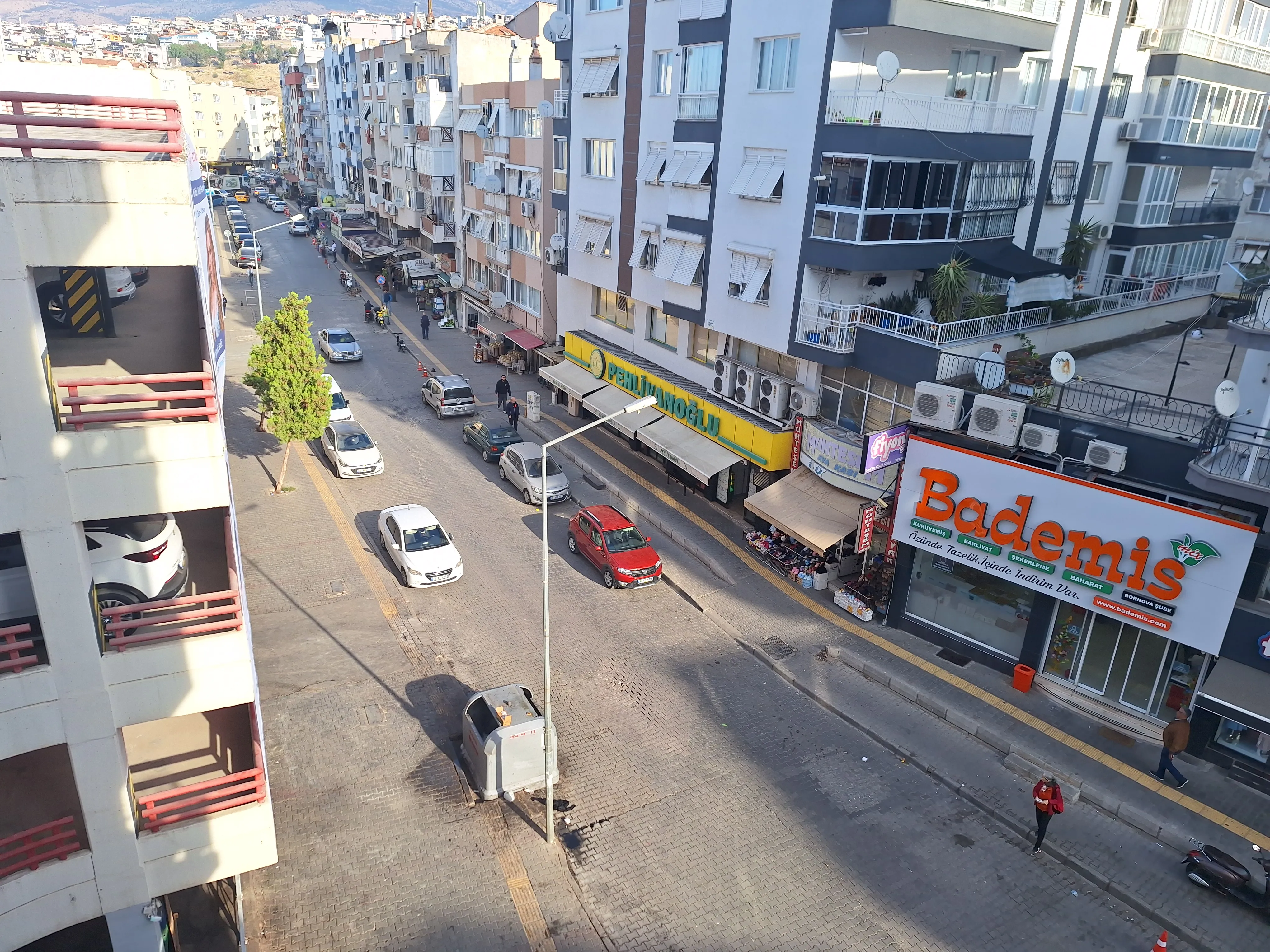 sabri cengiz emlak bornova atadurağın da kiralık daire 3+1