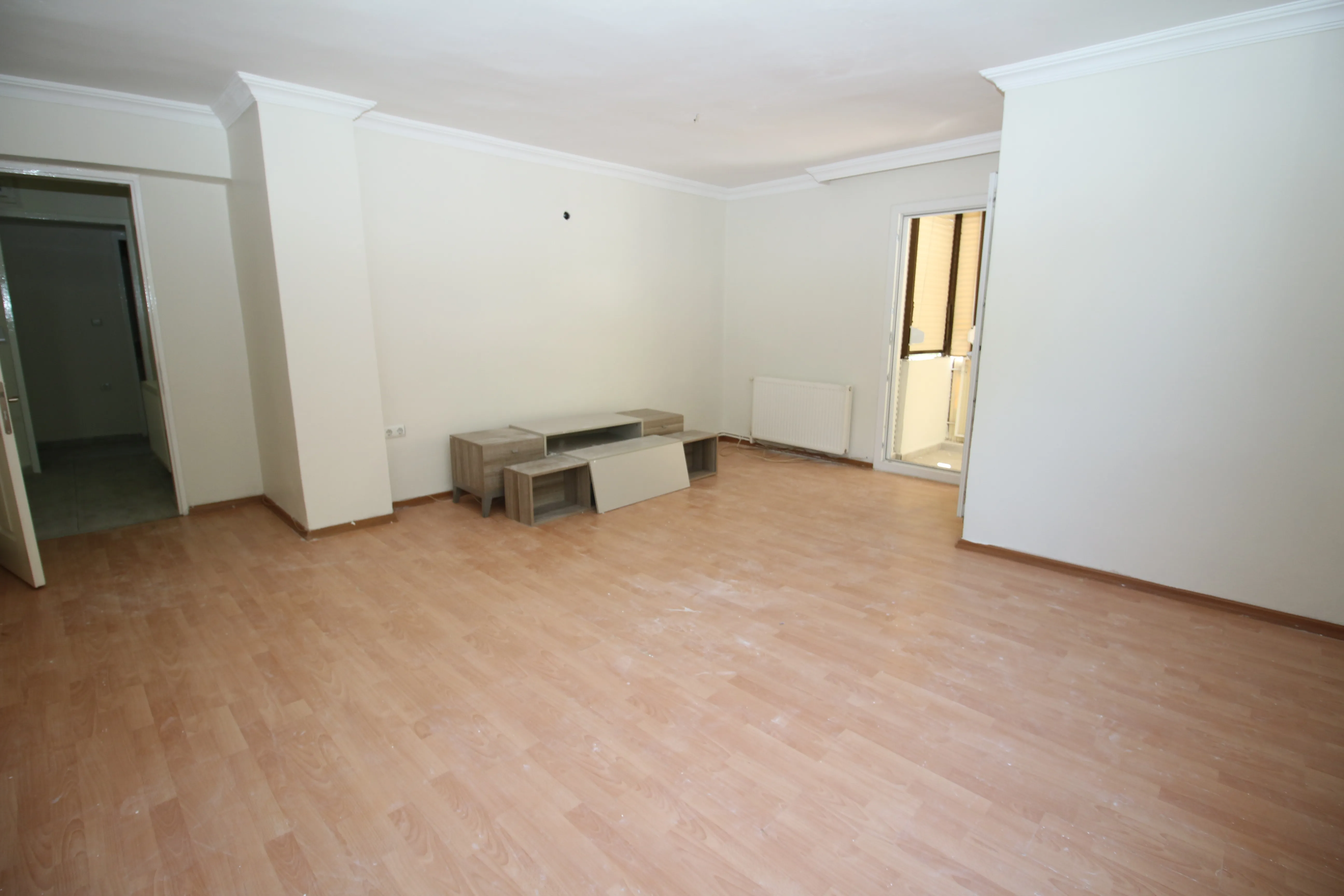 Basınsitesi Mah. Göztepe Metro Yakını Doğalgazlı Bakımlı 2+1