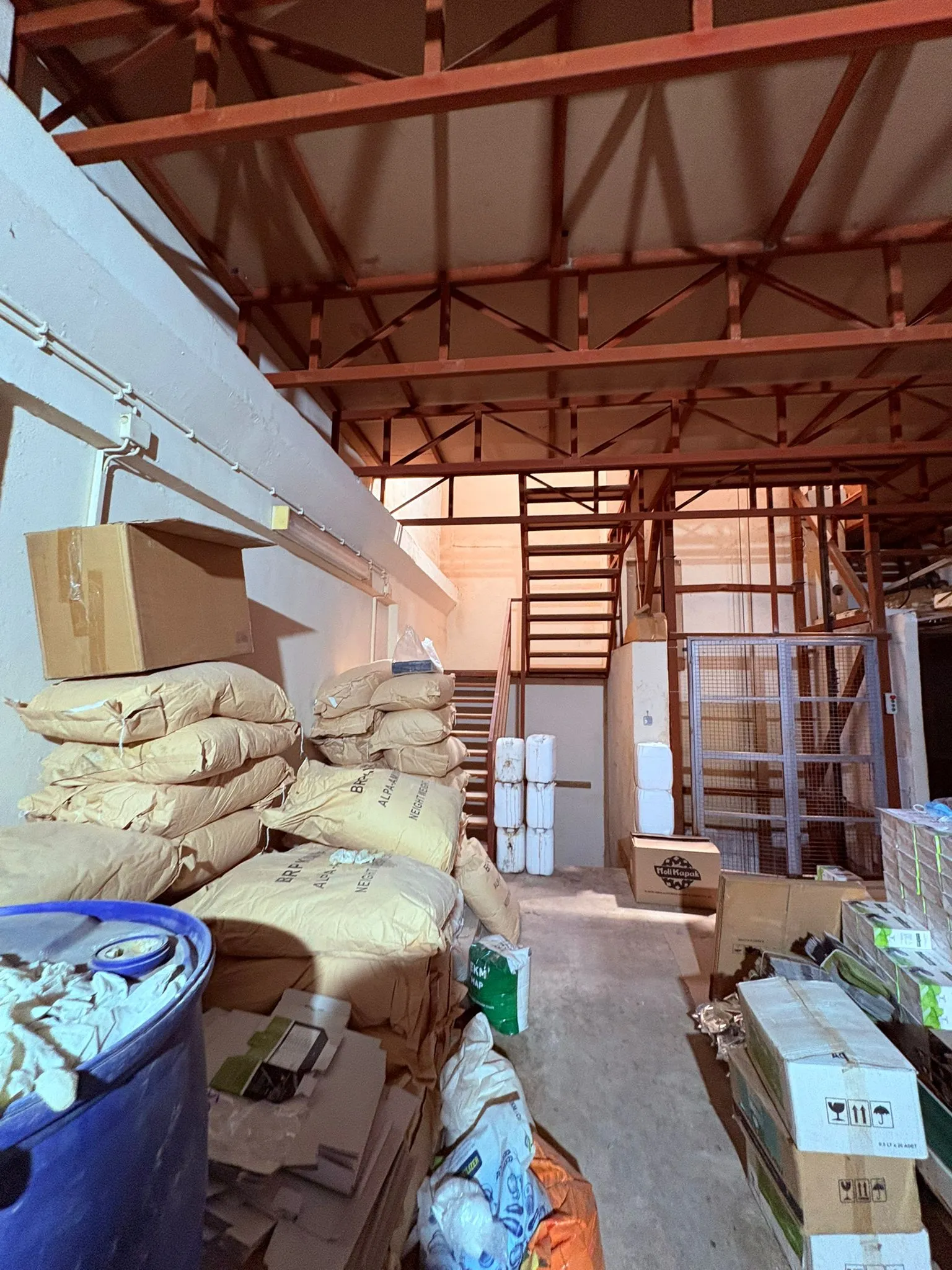 1 Hafta Özel Fiyat Aykoop 2'de Satılık 200m² Depolu Dükkan